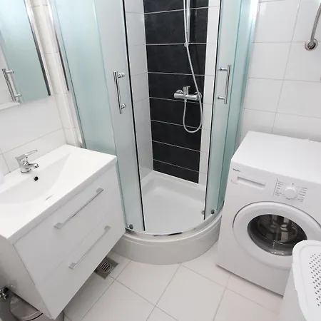 Mira Apartment *