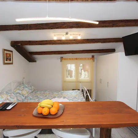 Mira Apartment