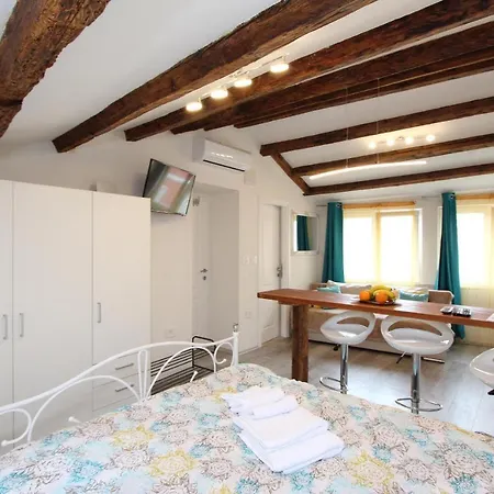 Mira * Rovinj