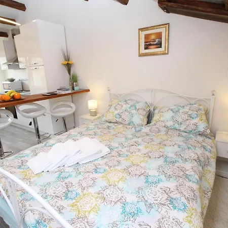 Mira Rovinj