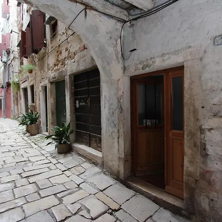 Mira Rovinj