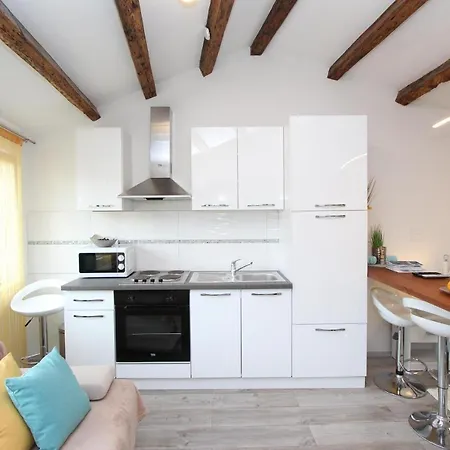 Mira Apartment Rovinj