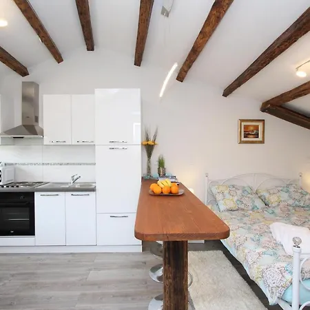 Apartment Mira Rovinj